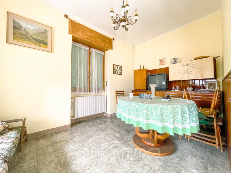 Immagine 9 di Casa indipendente in vendita  in Fraz. Centro a Caprile