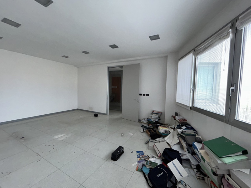 Immagine 6 di Ufficio in vendita  in Viale Sant'Eufemia 34 a Brescia