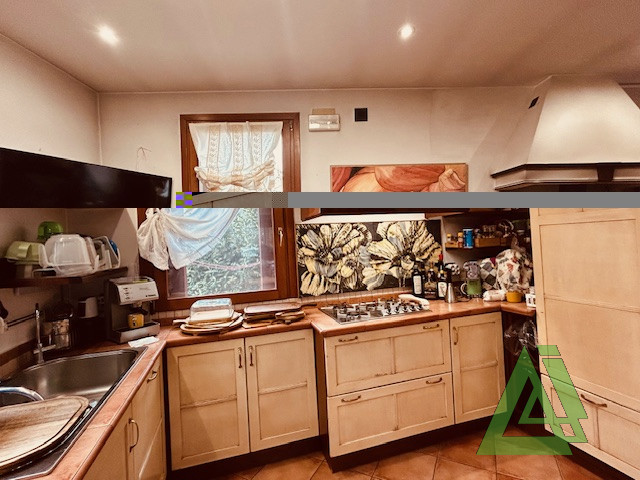 Immagine 6 di Casa indipendente in vendita  a Castelfranco Veneto