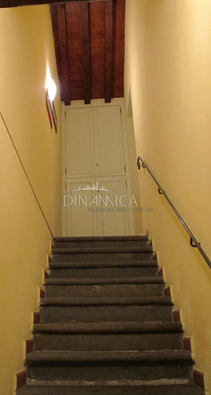 Immagine 22 di Rustico / casale in vendita  a Palaia