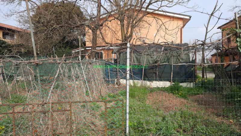 Immagine 3 di Casa indipendente in vendita  in casier a Casier