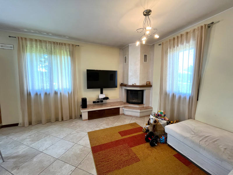 Immagine 21 di Casa indipendente in vendita  in via matteotti a Poiana Maggiore