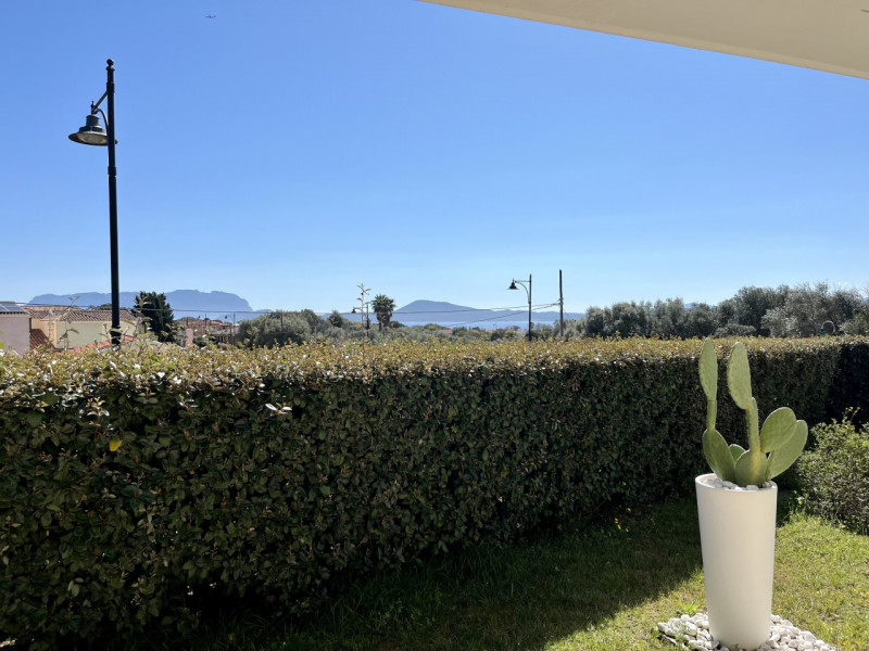 Immagine 22 di Appartamento in vendita  in via dei platani a Olbia