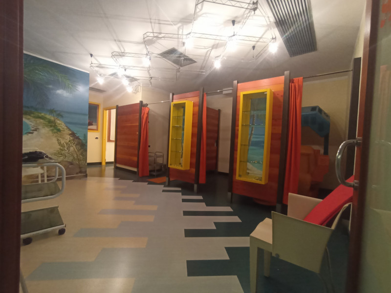 Immagine 3 di Ufficio in vendita  in via Giosuè Carducci a Montegrotto Terme