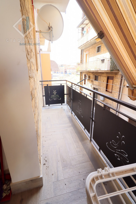 Immagine 15 di Appartamento in vendita  in Via dei Limoni n 08 a Palagonia