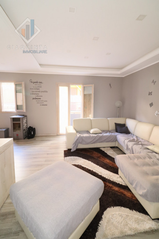 Immagine 40 di Appartamento in vendita  in Via dei Limoni n 08 a Palagonia