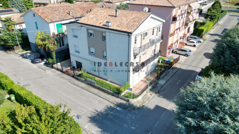 Immagine 2 di Appartamento in vendita  in Via carnaro a Selvazzano Dentro