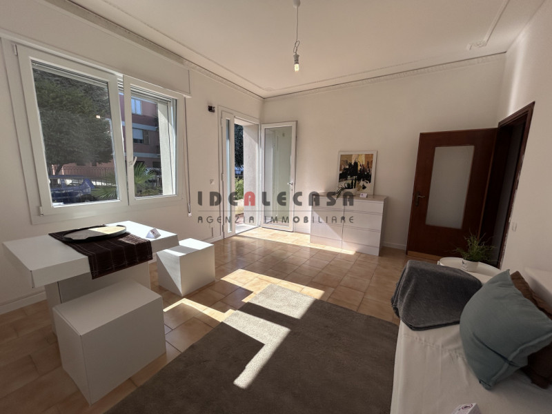 Immagine 5 di Appartamento in vendita  in Via carnaro a Selvazzano Dentro