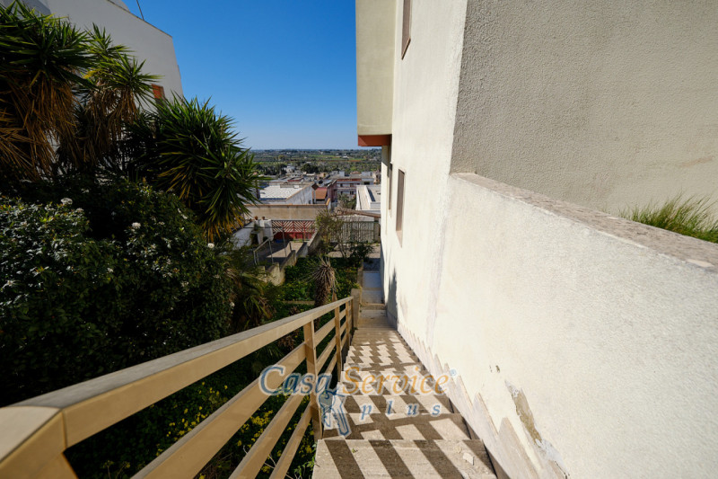 Immagine 3 di Villa in vendita  in Via Savona a Matino