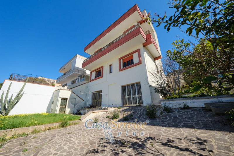 Immagine 5 di Villa in vendita  in Via Savona a Matino