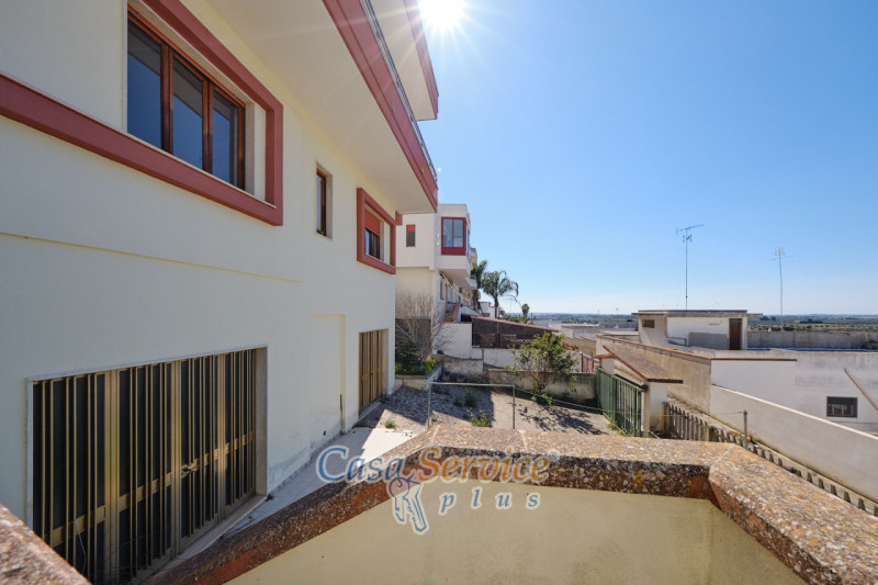 Immagine 7 di Villa in vendita  in Via Savona a Matino