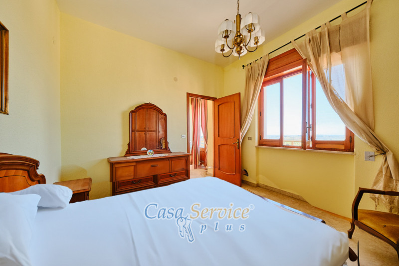 Immagine 16 di Villa in vendita  in Via Savona a Matino