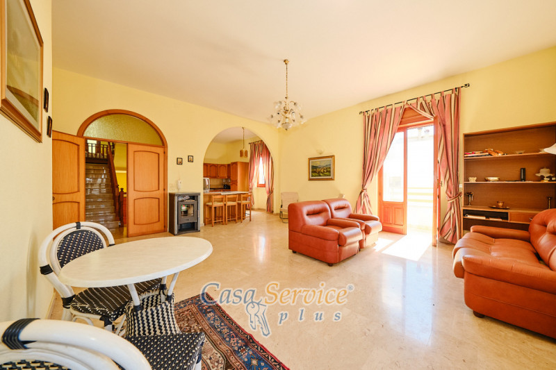 Immagine 20 di Villa in vendita  in Via Savona a Matino