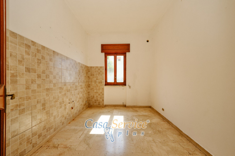 Immagine 28 di Villa in vendita  in Via Savona a Matino