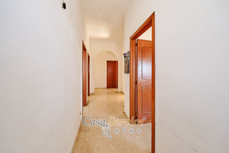 Immagine 37 di Villa in vendita  in Via Savona a Matino