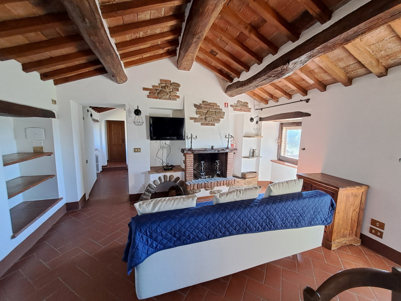 Immagine 10 di Rustico / casale in vendita  a Tuoro Sul Trasimeno