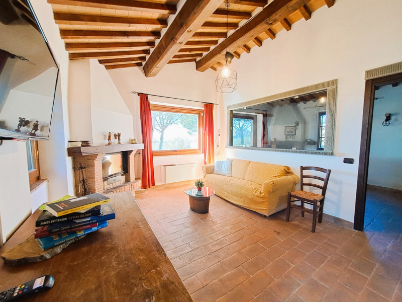 Immagine 12 di Rustico / casale in vendita  a Tuoro Sul Trasimeno