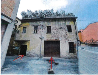 Immagine 4 di Palazzo in vendita  in VICOLO BALDANI 246 a Bussolengo