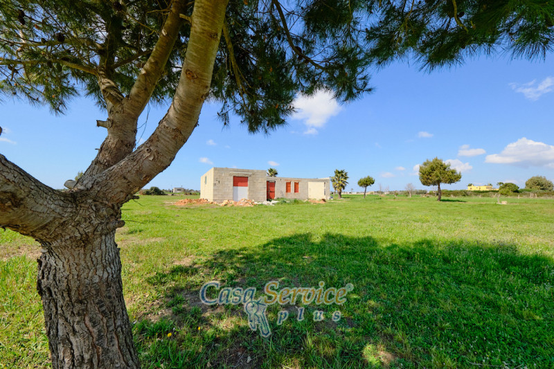 Immagine 1 di Terreno in vendita  in Via Felline a Racale