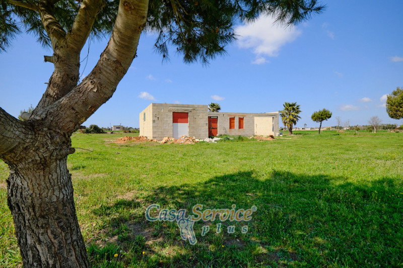 Immagine 14 di Terreno in vendita  in Via Felline a Racale