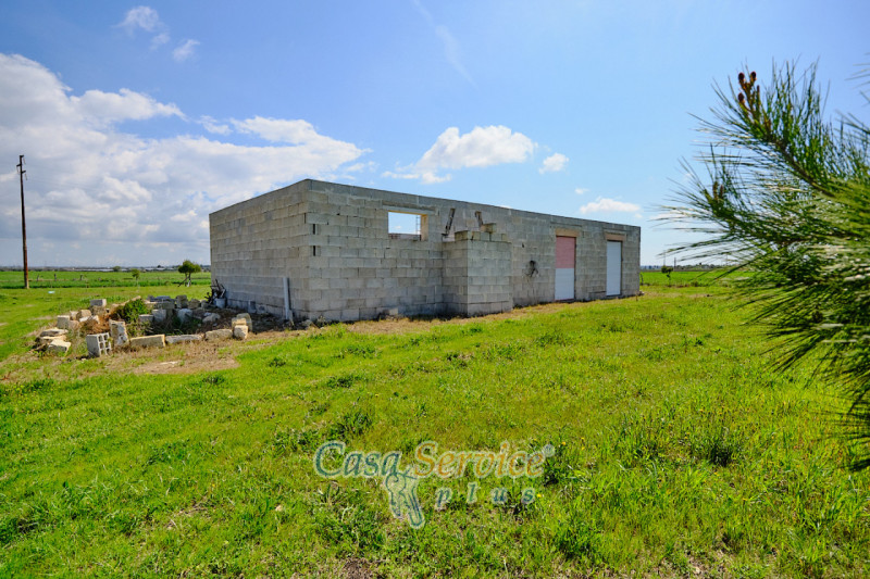 Immagine 27 di Terreno in vendita  in Via Felline a Racale