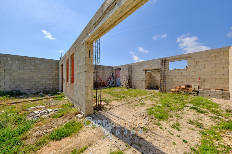 Immagine 29 di Terreno in vendita  in Via Felline a Racale