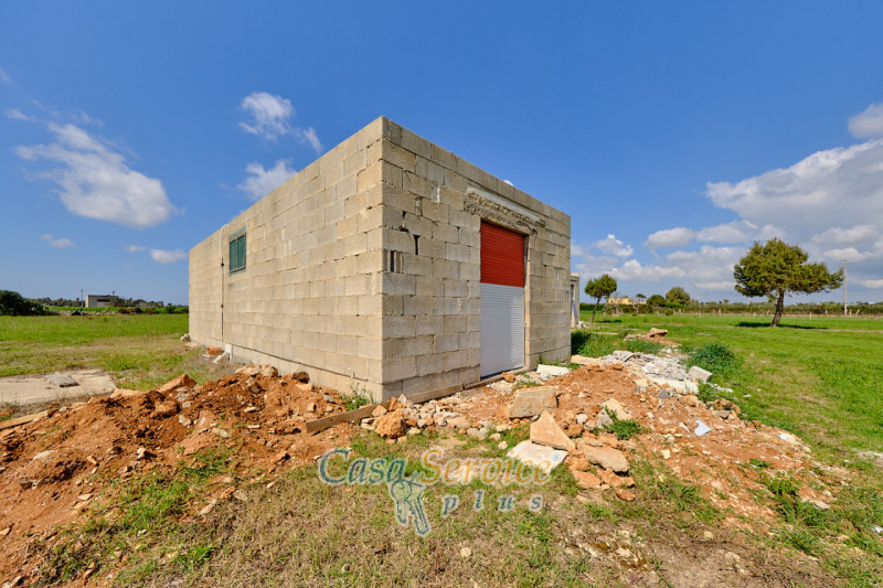 Immagine 33 di Terreno in vendita  in Via Felline a Racale