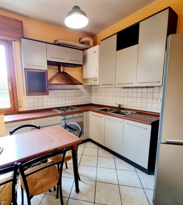 Immagine 5 di Camera in affitto  in VIA GADDI 44 a Modena