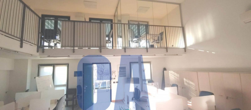 Immagine 6 di Laboratorio in vendita  in VIALE MONZA a Milano