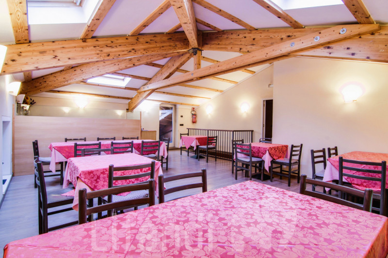 Immagine 3 di Attività commerciale in vendita  in veronza a Ville Di Fiemme