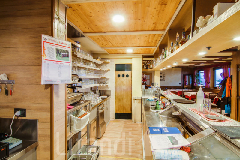 Immagine 4 di Attività commerciale in vendita  in veronza a Ville Di Fiemme
