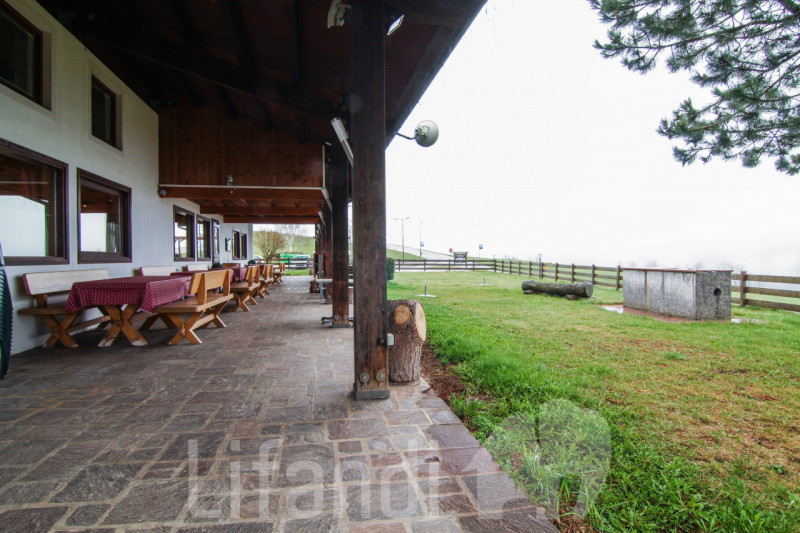 Immagine 7 di Attività commerciale in vendita  in veronza a Ville Di Fiemme