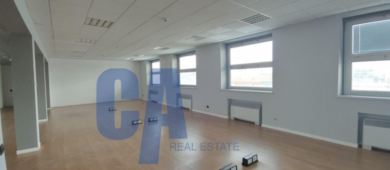 Immagine 18 di Ufficio in affitto  in VIA GROSIO a Milano