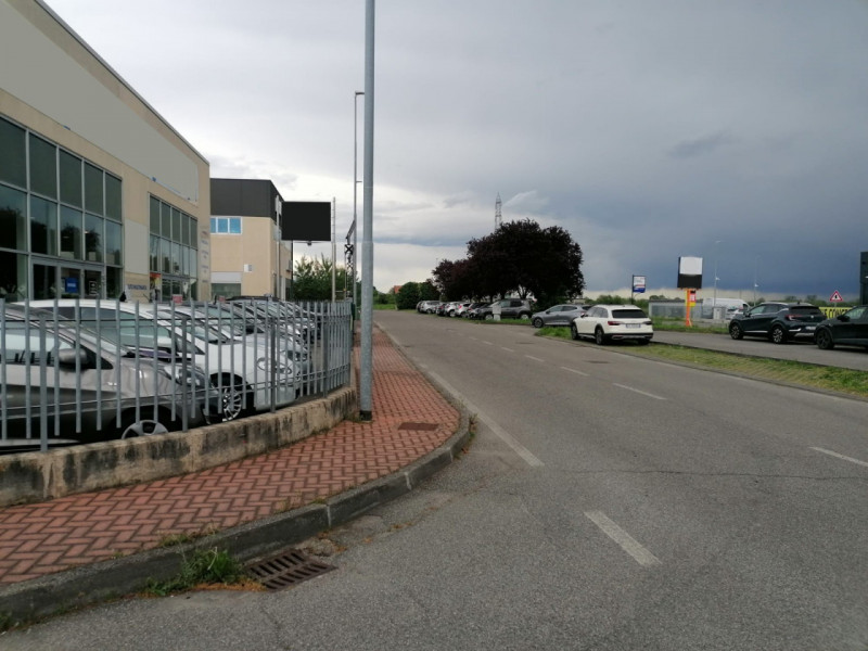 Immagine 4 di Capannone industriale in vendita  in Via San Fermo a Rovato