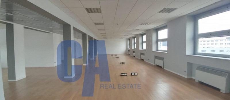 Immagine 15 di Ufficio in affitto  in VIA GROSIO a Milano