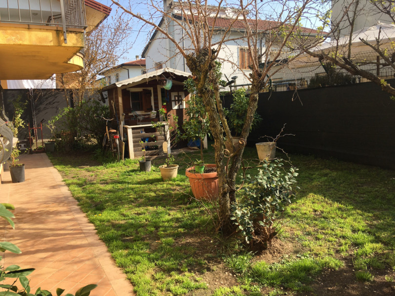 Immagine 2 di Villa in vendita  a Mira