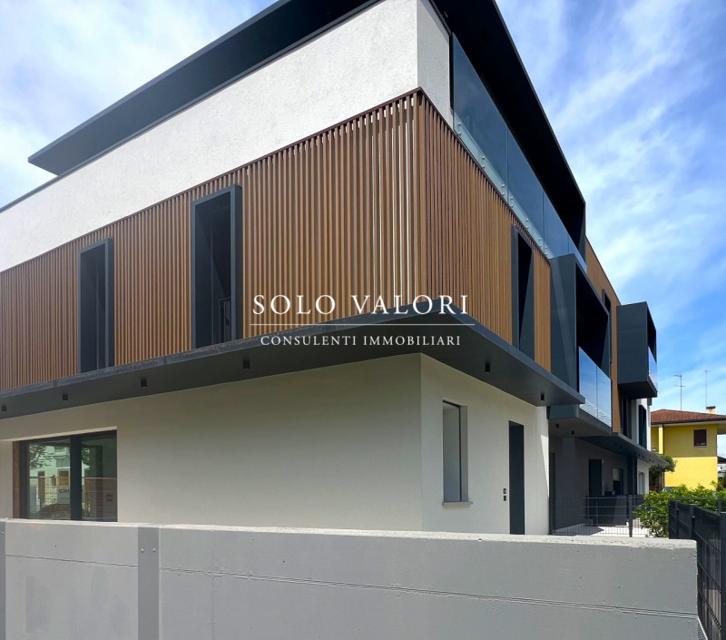 Immagine 4 di Villetta a schiera in vendita  a Castelfranco Veneto