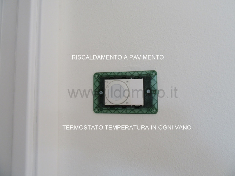 Immagine 27 di Appartamento in vendita  in Via Savonarola a Padova