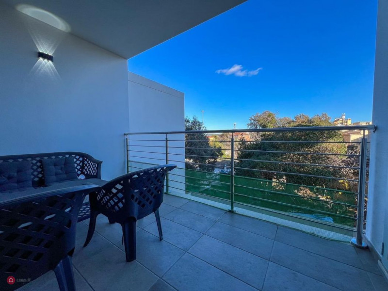 Immagine 13 di Appartamento in vendita  in via san simplicio a Olbia