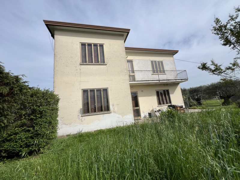 Immagine 3 di Casa indipendente in vendita  a Pozzonovo