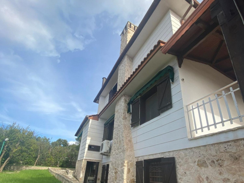 Immagine 8 di Posto auto in vendita  in Riviera Giacomo Matteotti, N. 281 a Badia Polesine