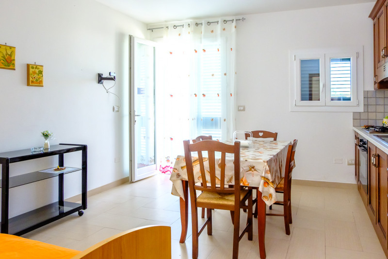 Immagine 7 di Villa in vendita  in Via Rimembranze a Ugento