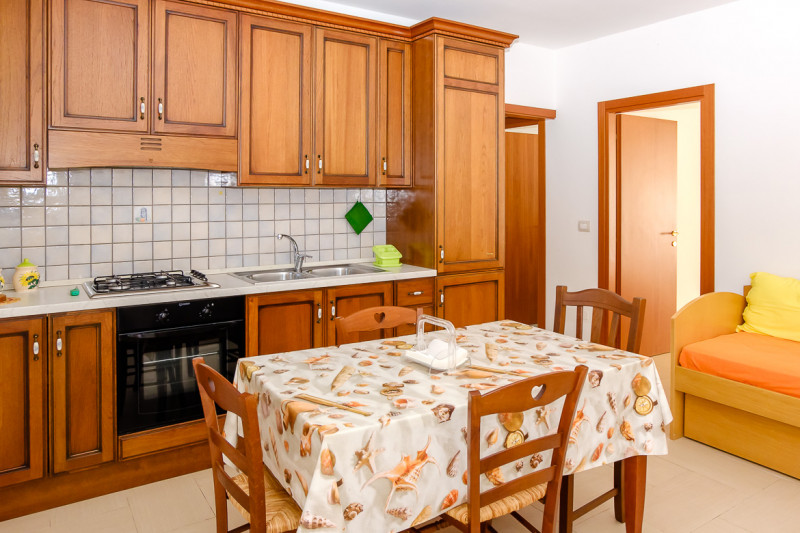 Immagine 9 di Villa in vendita  in Via Rimembranze a Ugento