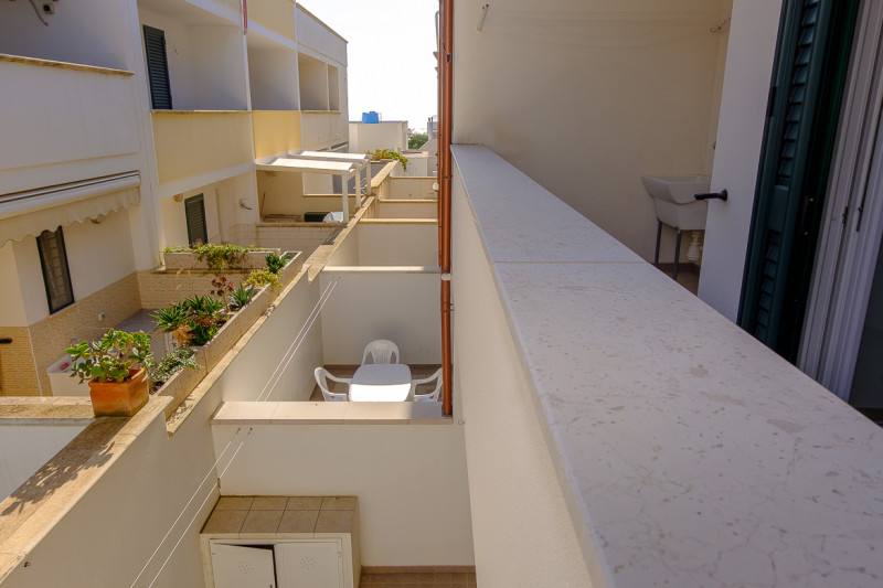 Immagine 18 di Villa in vendita  in Via Rimembranze a Ugento