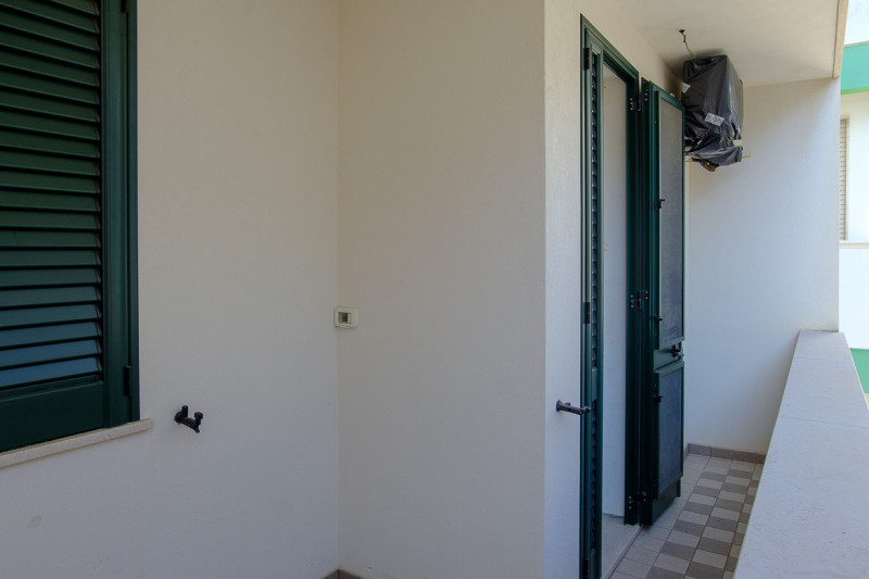 Immagine 19 di Villa in vendita  in Via Rimembranze a Ugento