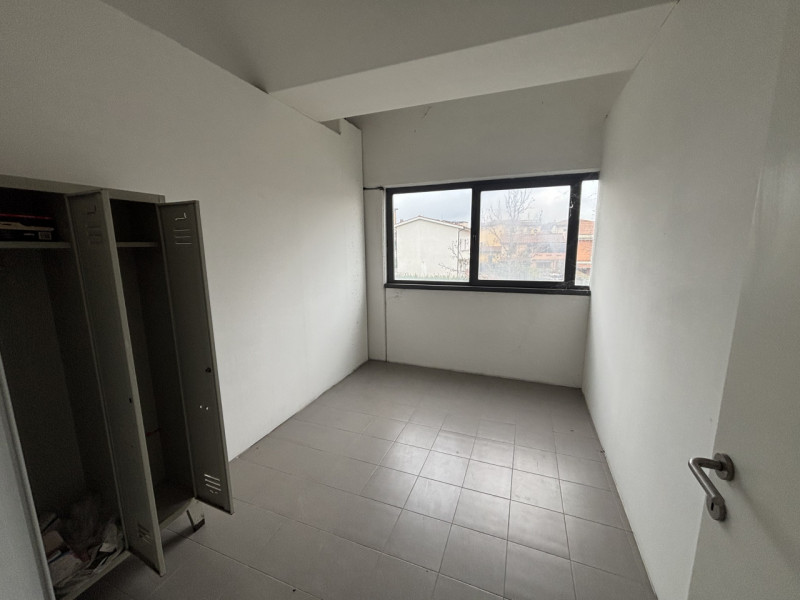 Immagine 3 di Capannone industriale in affitto  in VIA PISTELLI a Signa