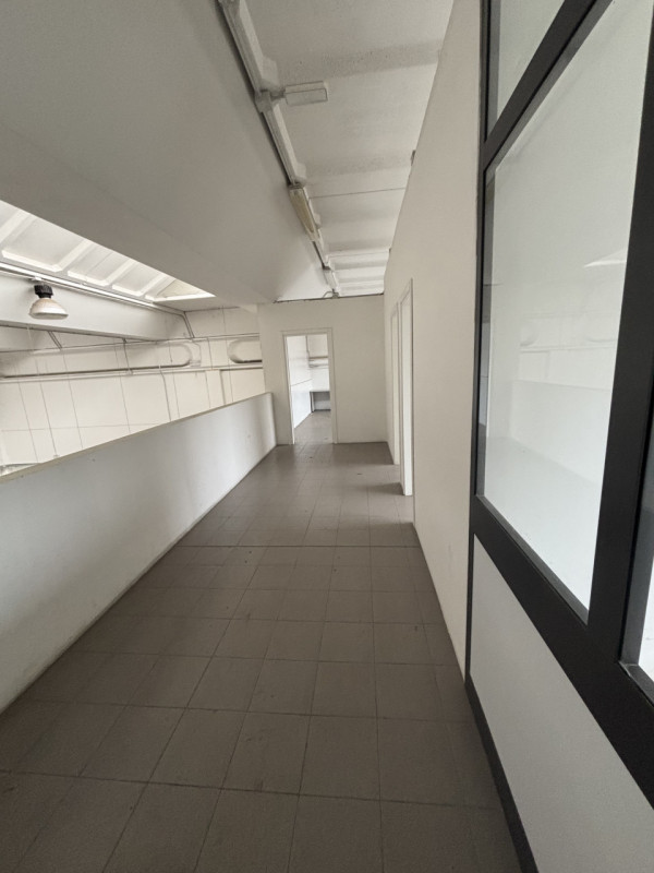 Immagine 10 di Capannone industriale in affitto  in VIA PISTELLI a Signa