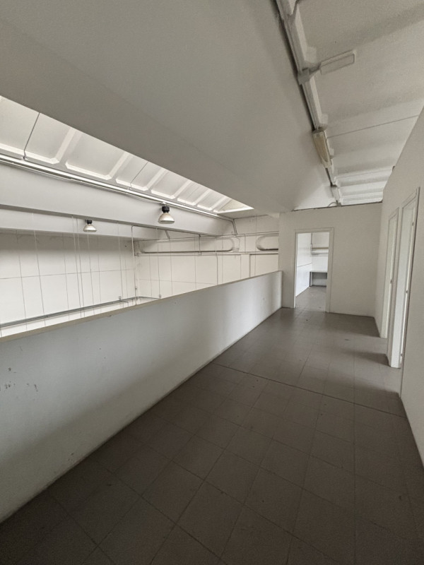 Immagine 11 di Capannone industriale in affitto  in VIA PISTELLI a Signa