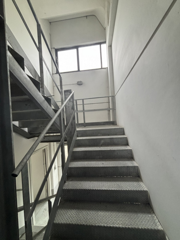 Immagine 15 di Capannone industriale in affitto  in VIA PISTELLI a Signa