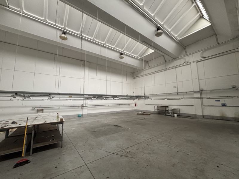 Immagine 23 di Capannone industriale in affitto  in VIA PISTELLI a Signa